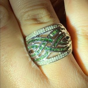 SOLD!!! 0.75 Cts of genuine natural green diamond